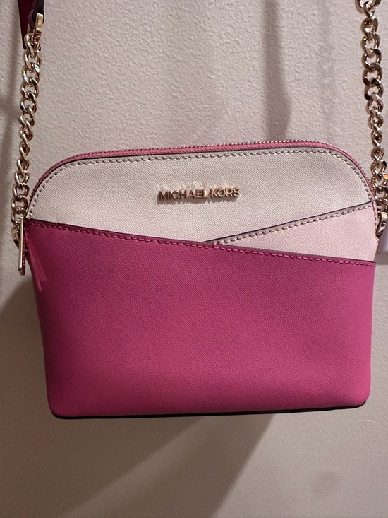 Michael Kors Handbags - Michael Kors Pink and Cream Colorblock Crossbody with Gold Chain